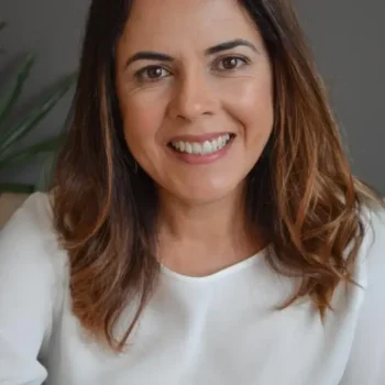 Profa. Dra. Vanderlice Sól